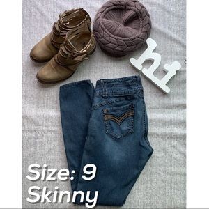 Size 9 Skinny Jeans by JOLT